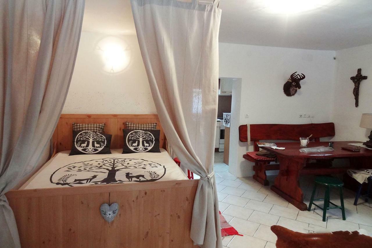 Zajcek Apartma Mojstrana Zimmer foto